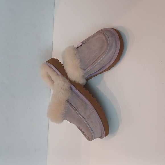 UGG Shoes - UGG BEACHWOOD MOCASSIN SLIPPERS